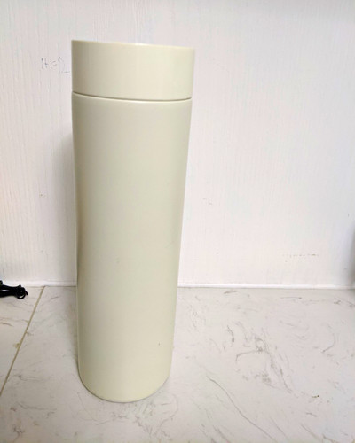 White cylindrical waste bin - cylindrical,